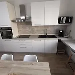 Maison - Elegante Casa A Pochi Minuti Dal Mare شقة *